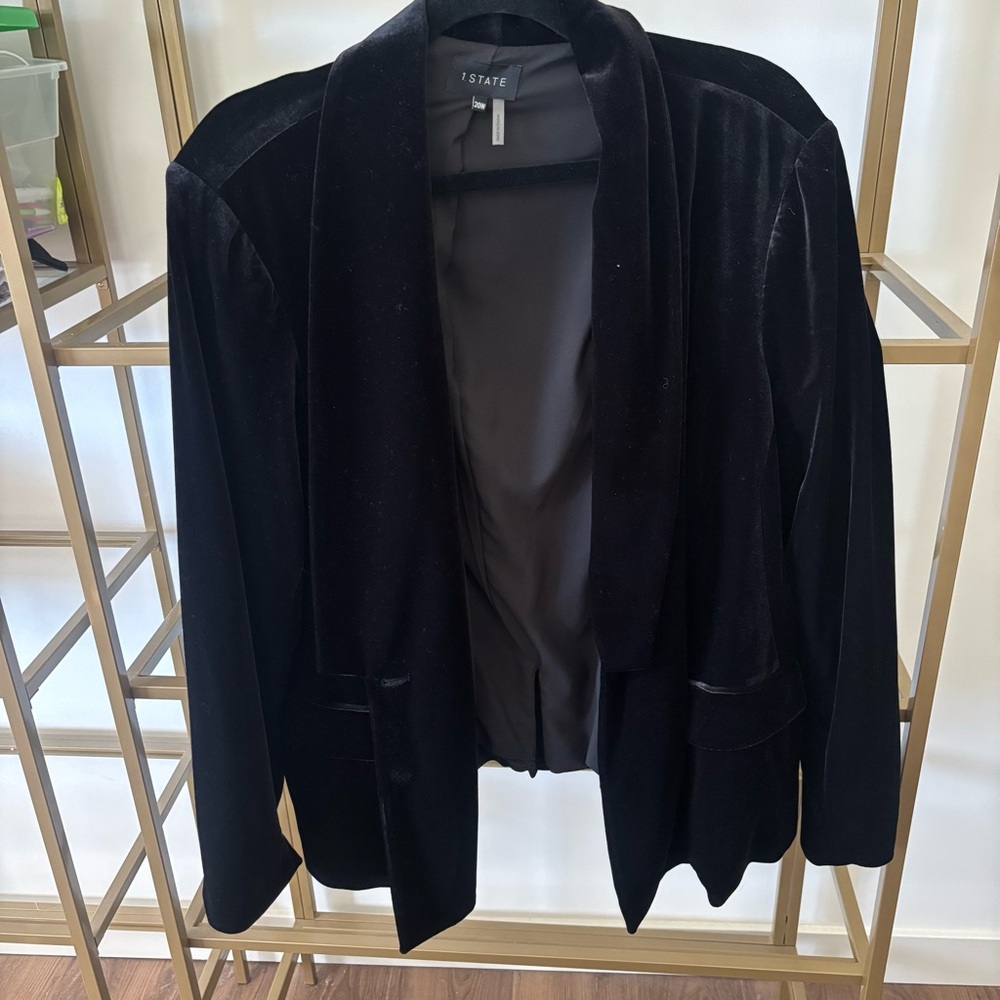 1. State Women's Black Velvet Blazer